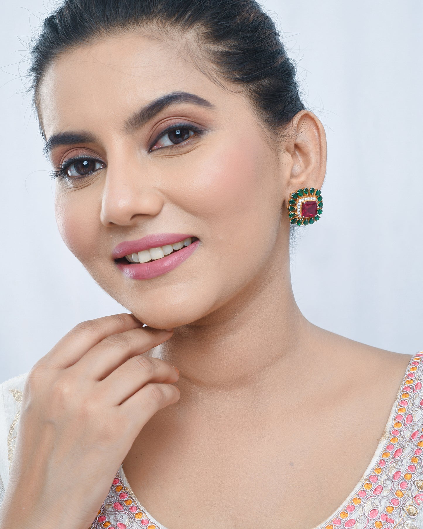 Ruby and emerald stones studs - Yuvaminie