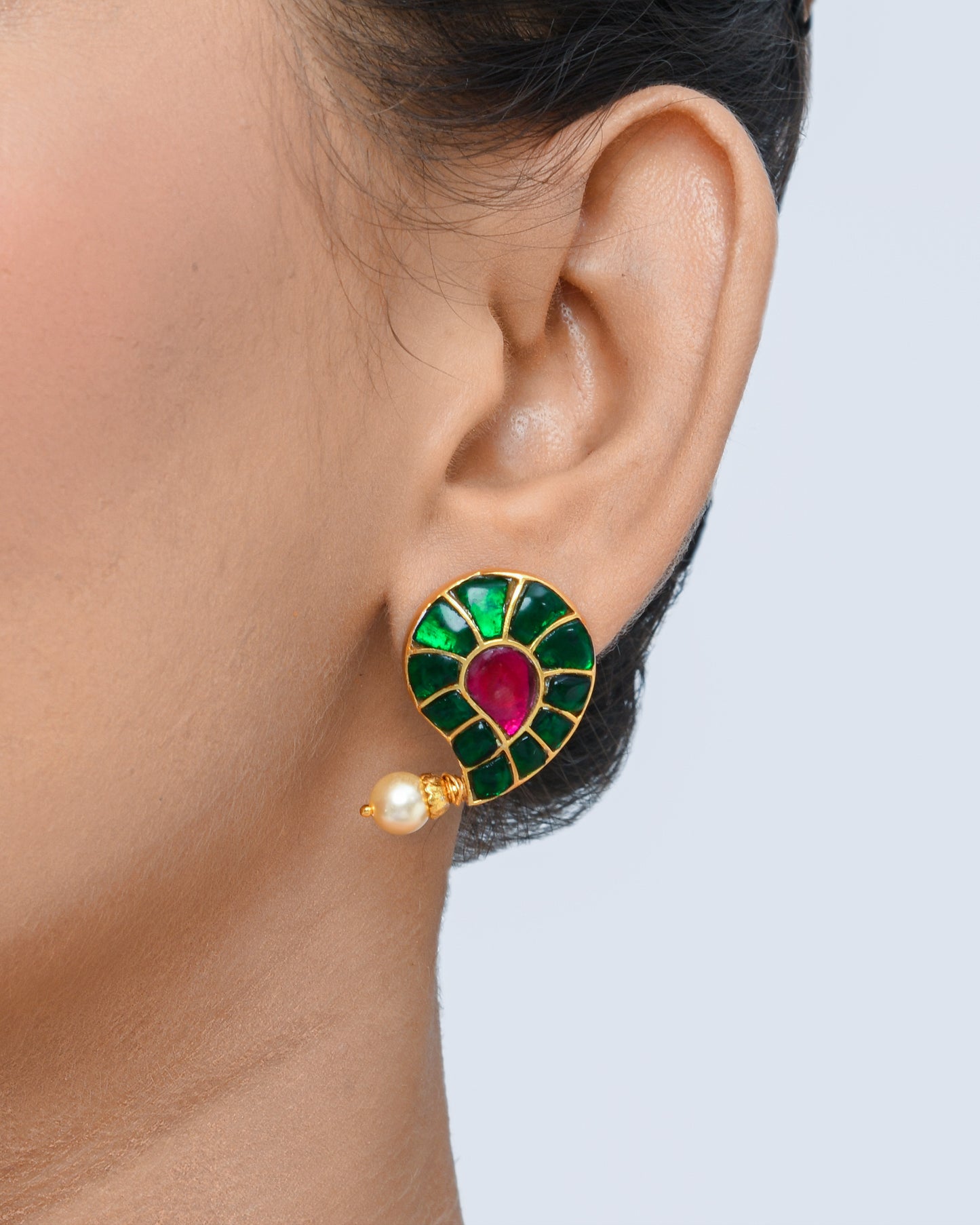 Kashi paan petals studs - Yuvaminie