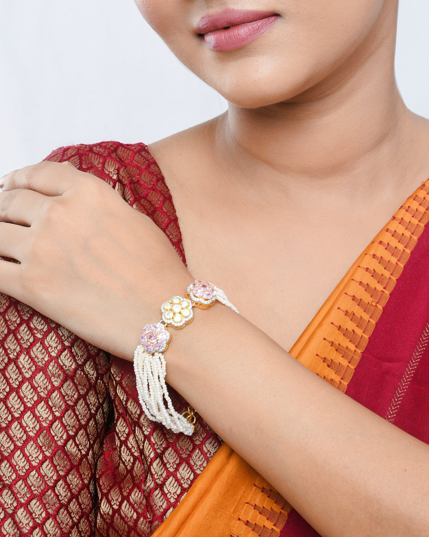 Silver pink stones floral bracelet - Yuvaminie