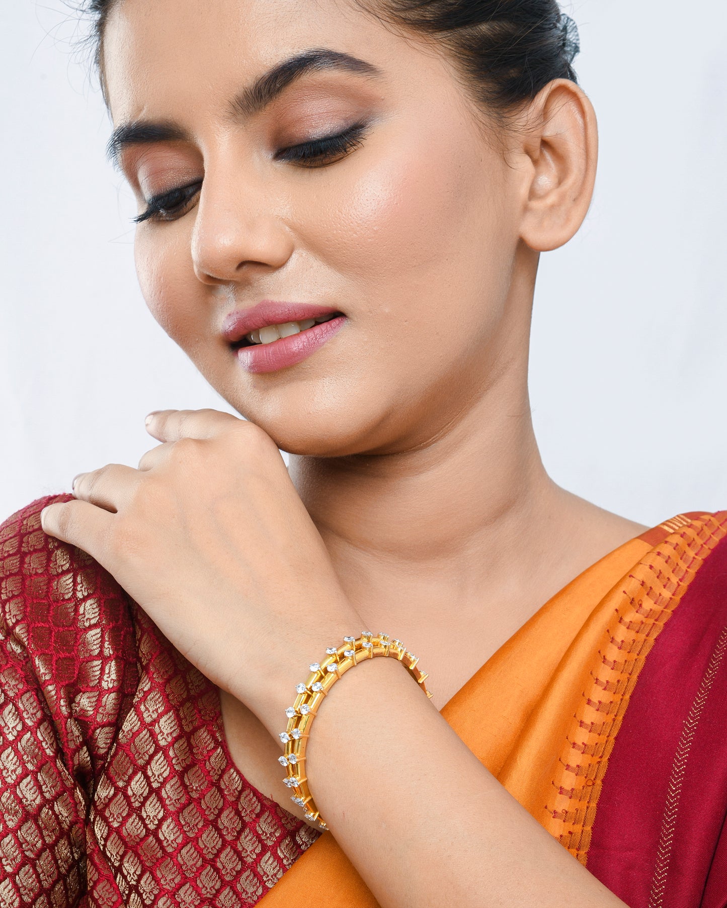 Zircon studded single bangle - Yuvaminie