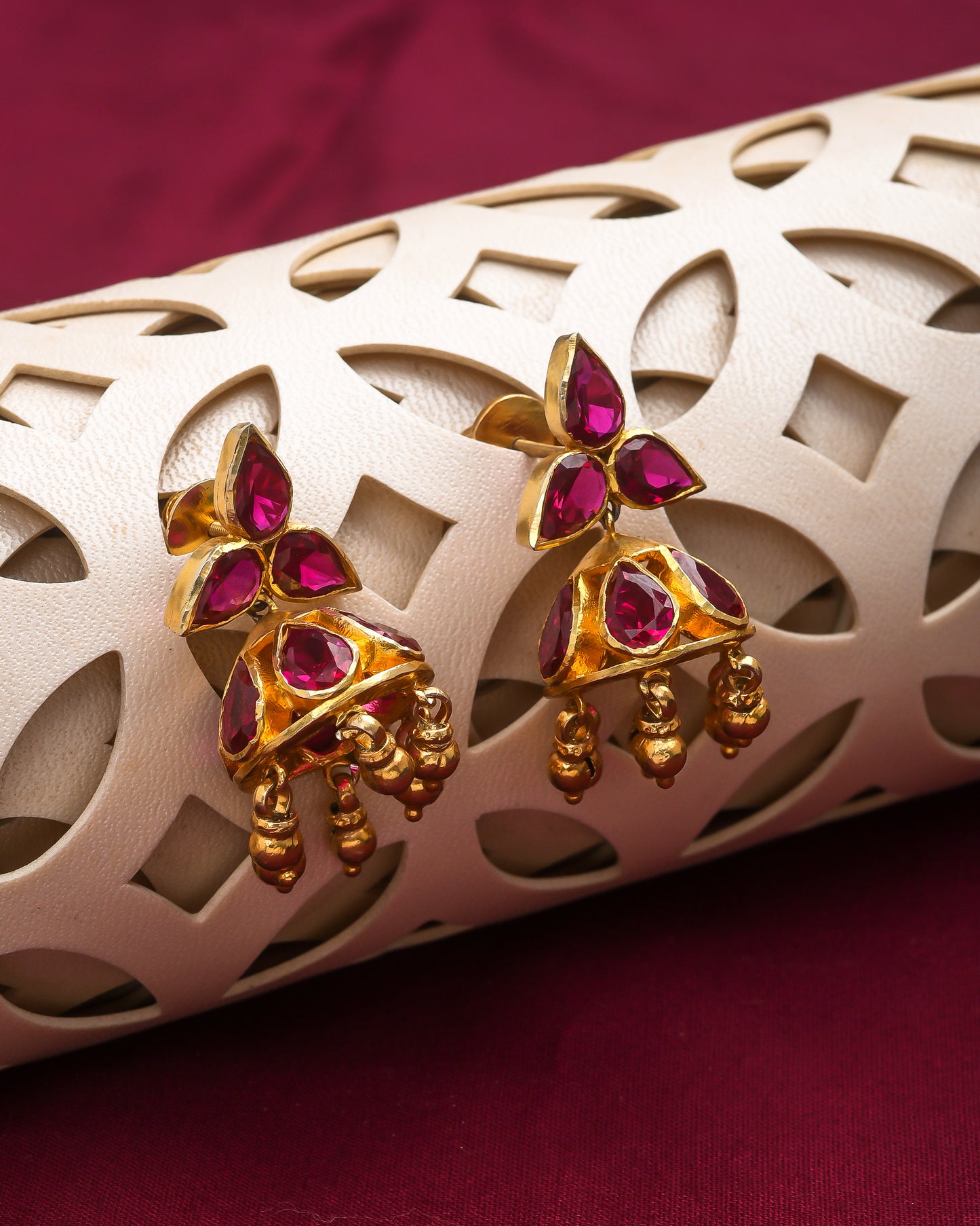 Ruby grace jhumki - Yuvaminie
