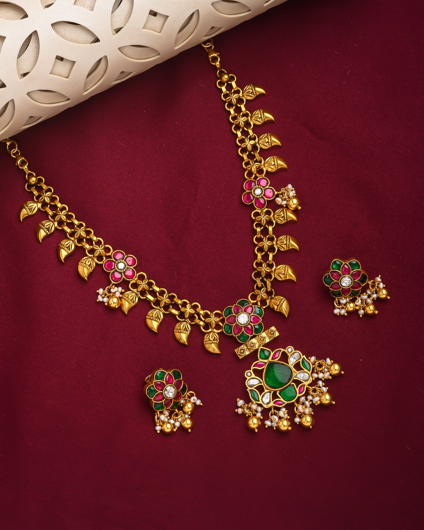Antique floral and meenakari set - Yuvaminie
