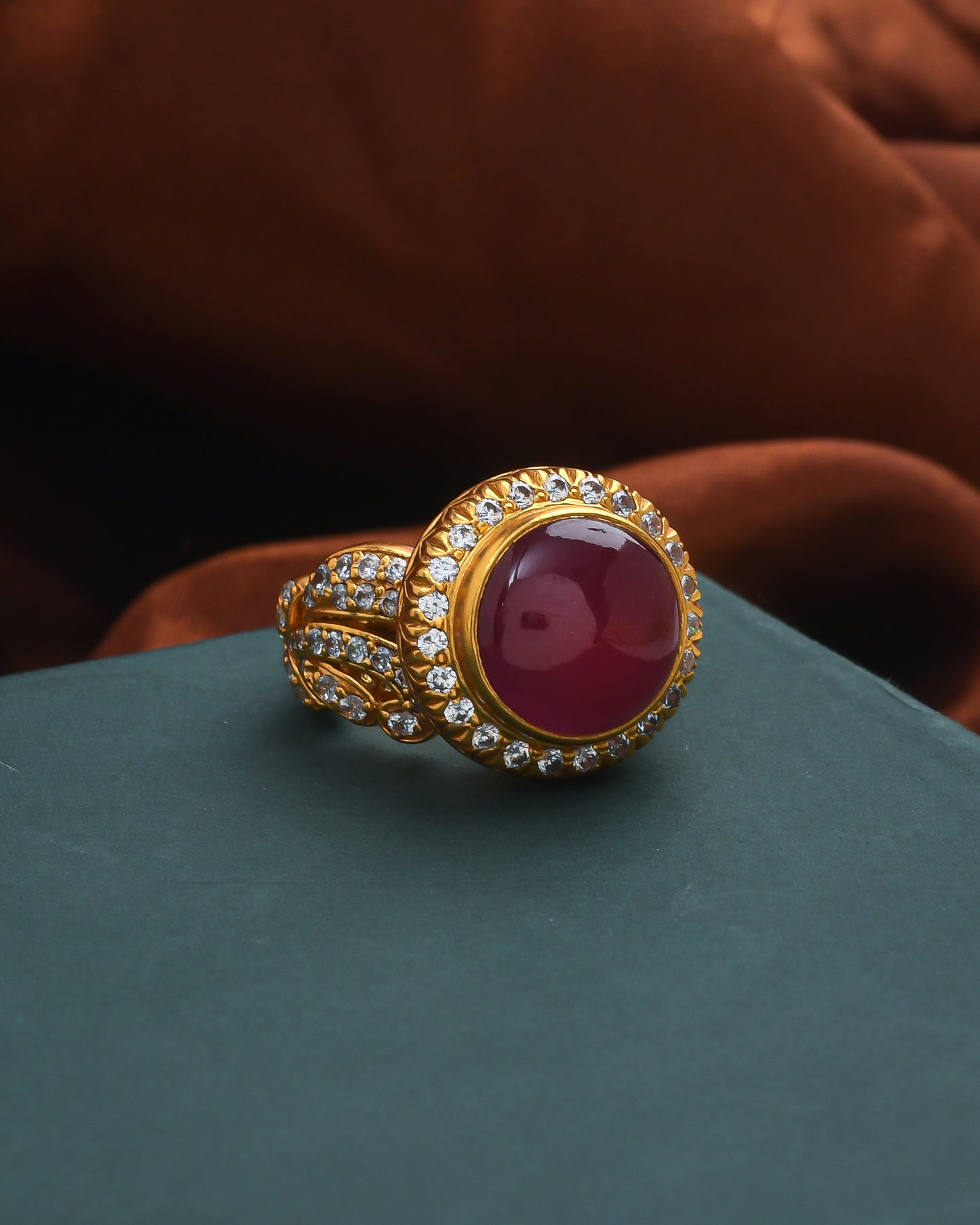 Ruby engraved band ring - Yuvaminie