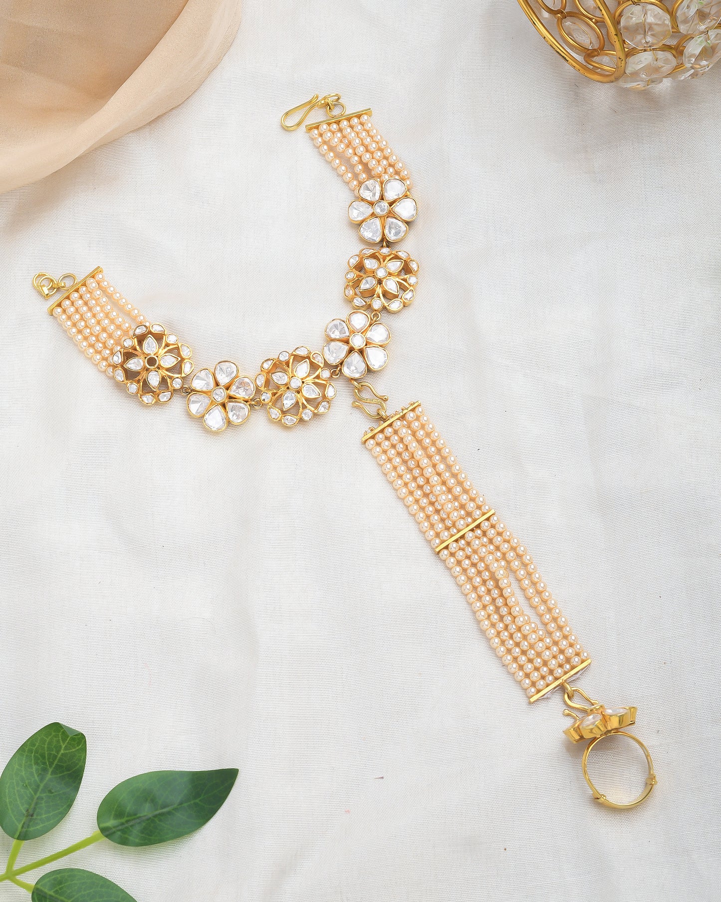 Elegant kundan pearl haathphool detachable bracelet - Yuvaminie