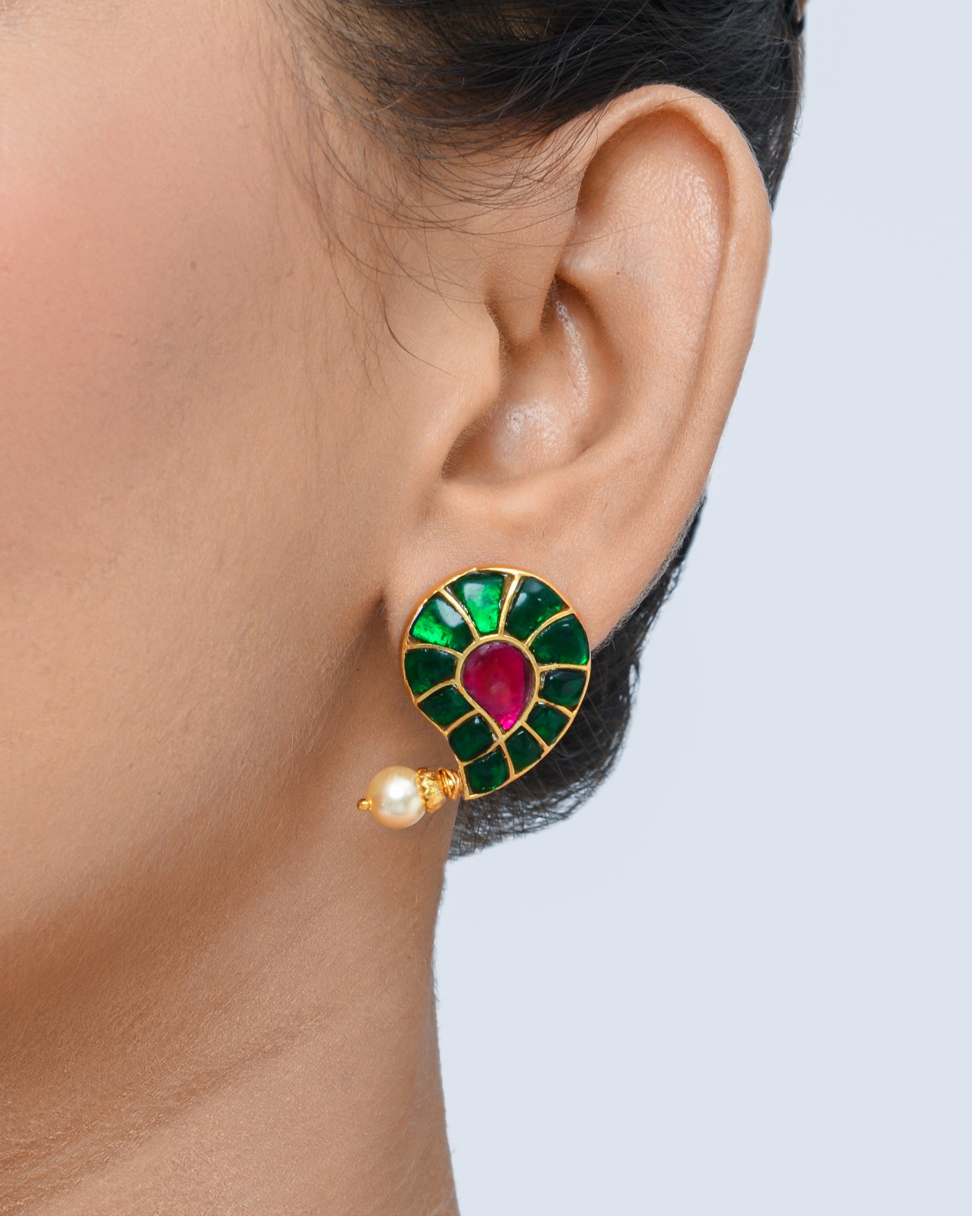Kashi paan petals studs - Yuvaminie
