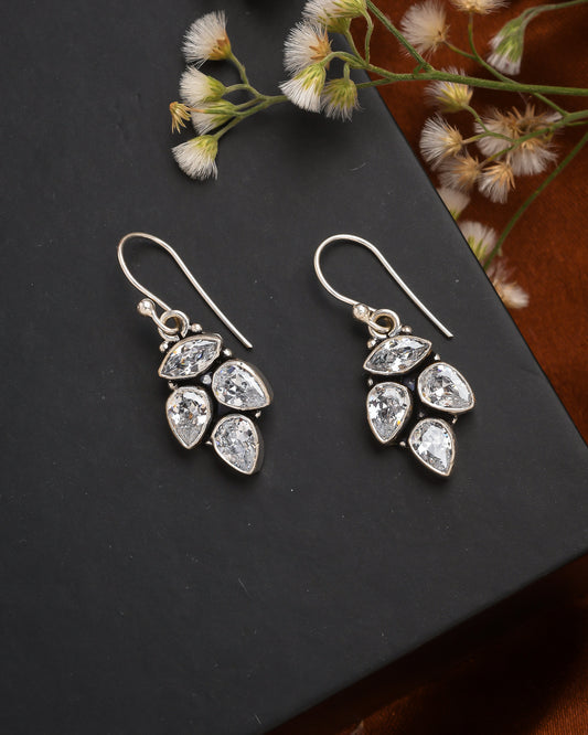 Heer petal earrings - Yuvaminie