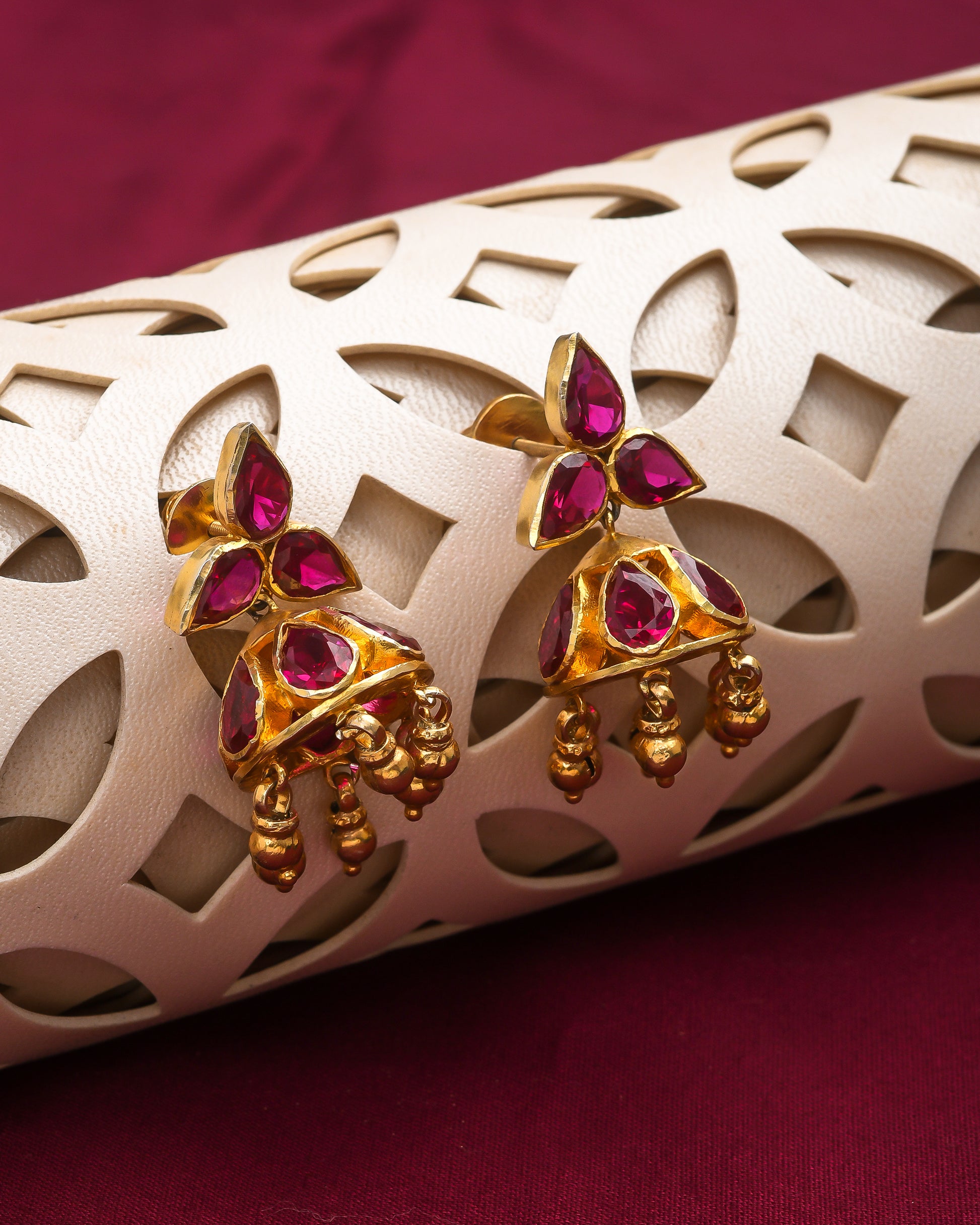 Ruby grace jhumki - Yuvaminie