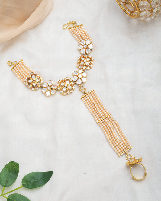 Elegant kundan pearl haathphool detachable bracelet - Yuvaminie